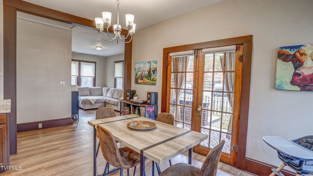 524 Carolina Avenue, Erwin, TN 37650