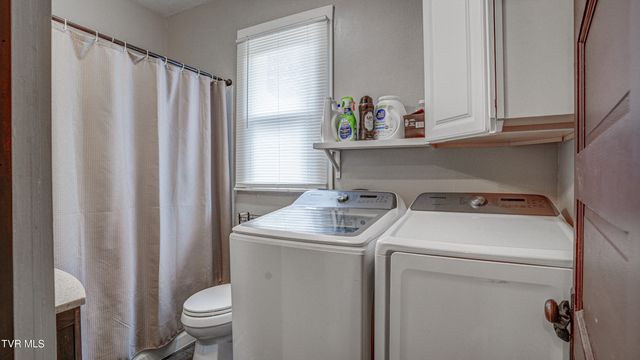524 Carolina Avenue, Erwin, TN 37650