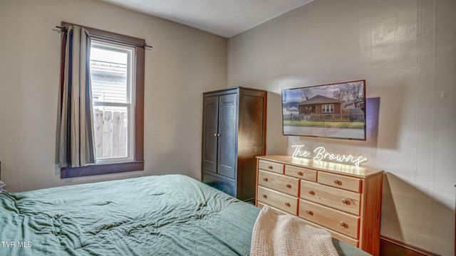 524 Carolina Avenue, Erwin, TN 37650