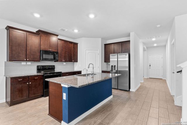 251 Antler Bnd, San Antonio, TX 78253