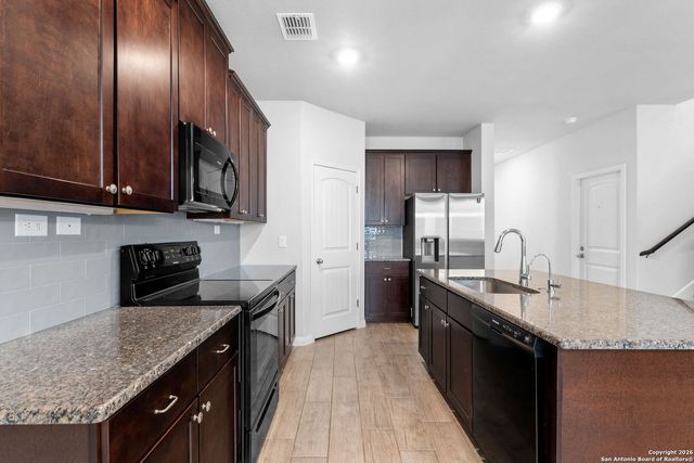 251 Antler Bnd, San Antonio, TX 78253