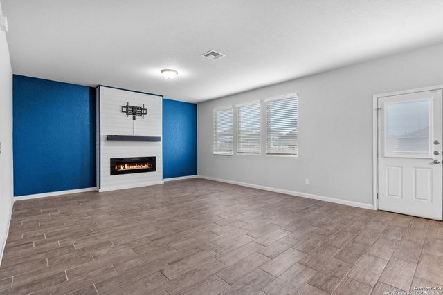 251 Antler Bnd, San Antonio, TX 78253