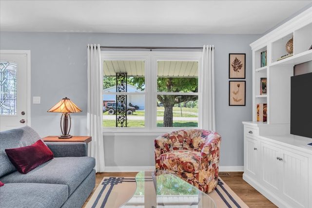 2701 Denham Ave, Columbia, TN 38401