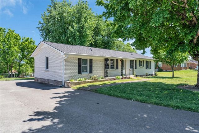 2701 Denham Ave, Columbia, TN 38401