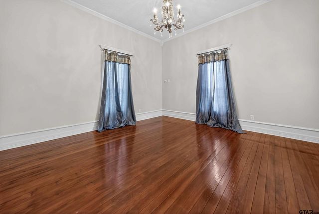 517 S Boyd, Lindale, TX 75771