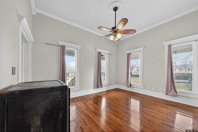 517 S Boyd, Lindale, TX 75771