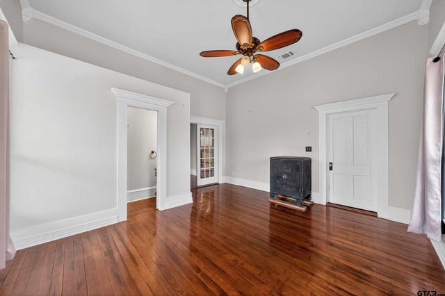 517 S Boyd, Lindale, TX 75771