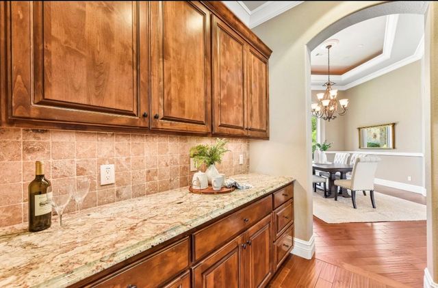 259 Chimney Cove DR, Marble Falls, TX 78654