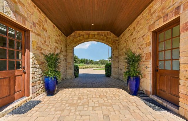 259 Chimney Cove DR, Marble Falls, TX 78654