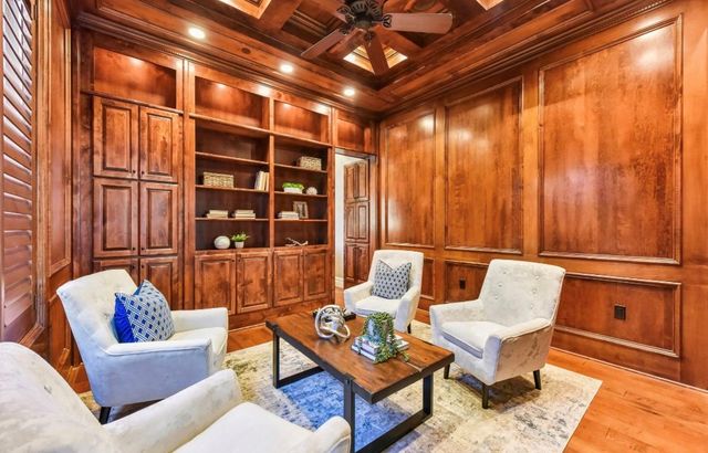 259 Chimney Cove DR, Marble Falls, TX 78654