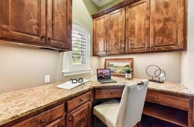 259 Chimney Cove DR, Marble Falls, TX 78654