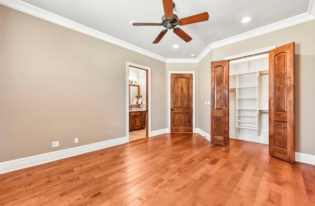 259 Chimney Cove DR, Marble Falls, TX 78654