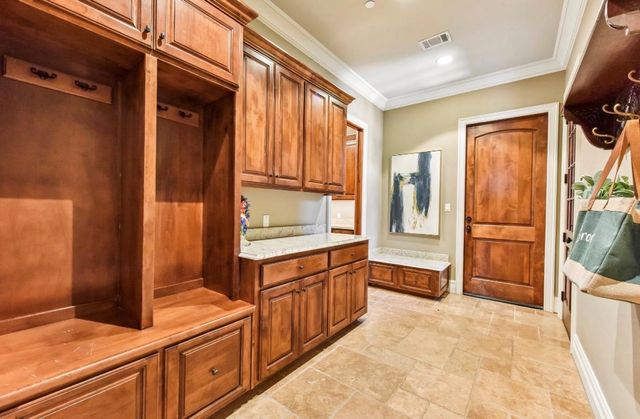 259 Chimney Cove DR, Marble Falls, TX 78654
