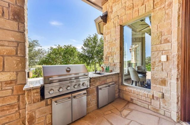 259 Chimney Cove DR, Marble Falls, TX 78654