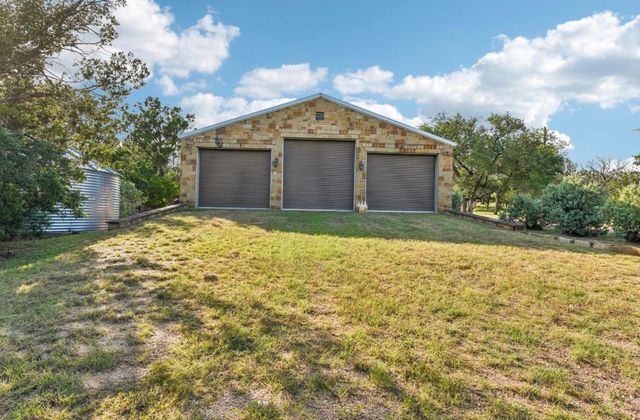 259 Chimney Cove DR, Marble Falls, TX 78654