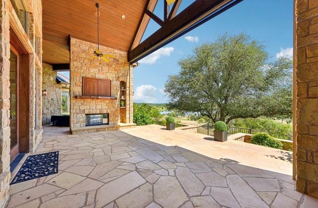 259 Chimney Cove DR, Marble Falls, TX 78654