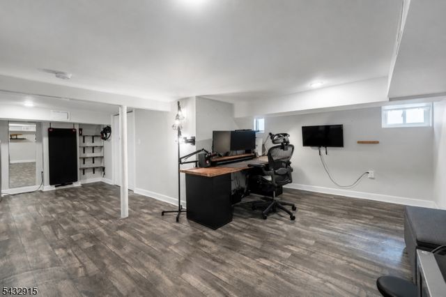 6 Pershing Ct, Ridgefield Park Village, NJ 07660