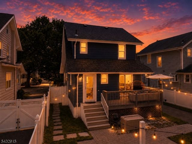 6 Pershing Ct, Ridgefield Park Village, NJ 07660