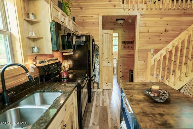 680 Deerfield Drive, Murphy, NC 28906