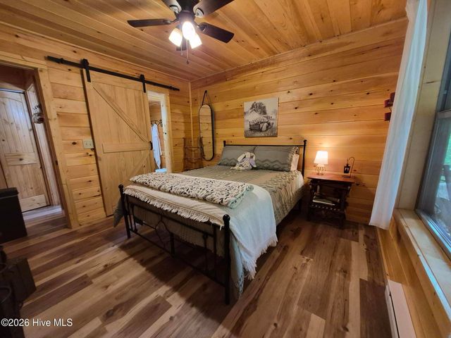 680 Deerfield Drive, Murphy, NC 28906
