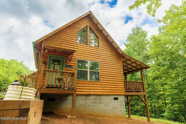 680 Deerfield Drive, Murphy, NC 28906