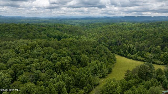 680 Deerfield Drive, Murphy, NC 28906