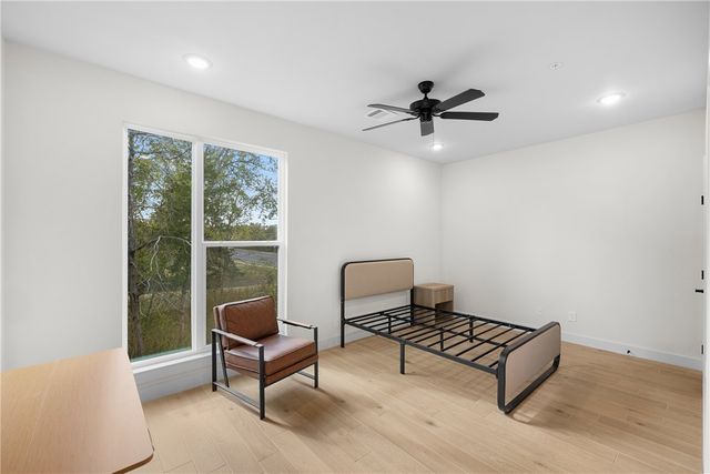 2539 East Villa Maria Road D, Bryan, TX 77802