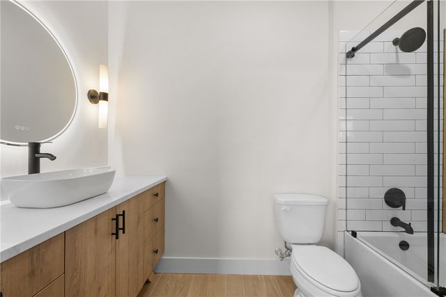 2539 East Villa Maria Road D, Bryan, TX 77802