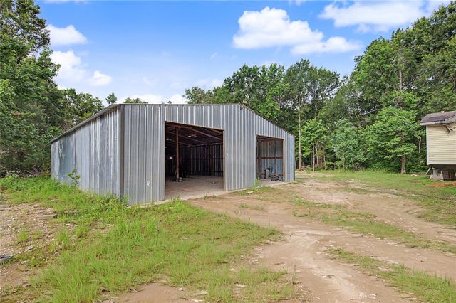 15783 E Williams Road, Conroe, TX 77303