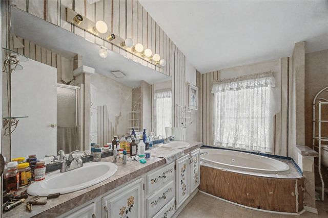 15783 E Williams Road, Conroe, TX 77303