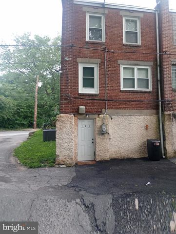 129 BRANFORD RD, Darby, PA 19023
