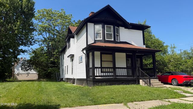 1026 Oakwood Avenue, Toledo, OH 43607