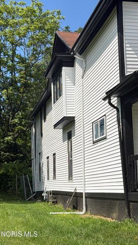 1026 Oakwood Avenue, Toledo, OH 43607