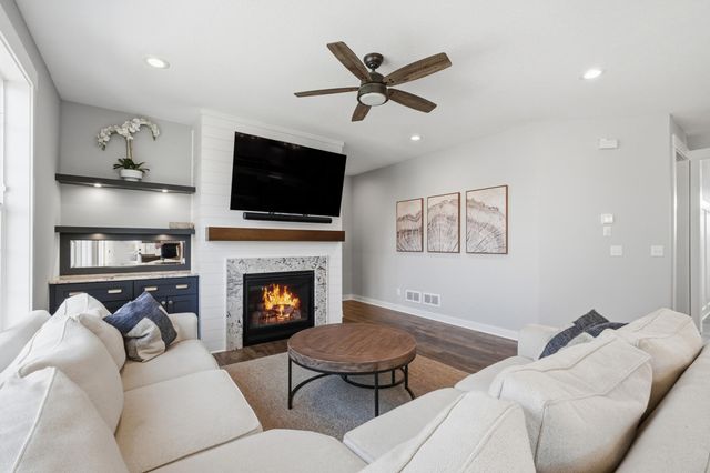 6735 Kimberly Lane N, Maple Grove, MN 55311