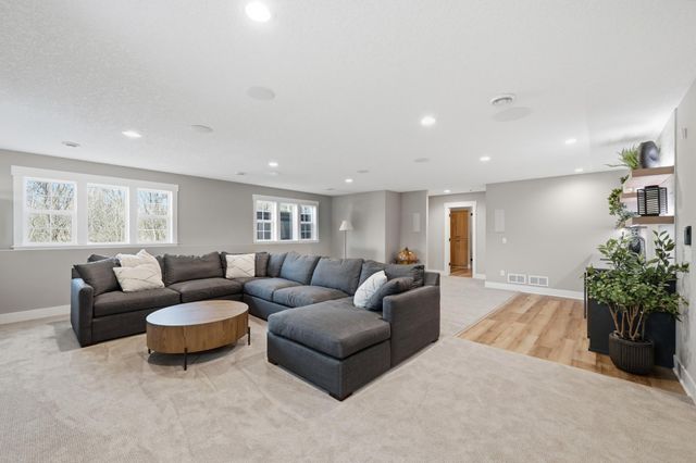 6735 Kimberly Lane N, Maple Grove, MN 55311