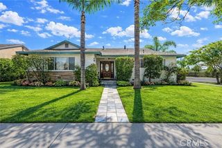 9370 Dorrington, Arleta (los Angeles), CA 91331