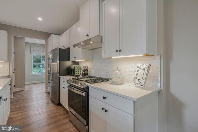 11900 SUN VALLEY DR, Fort Washington, MD 20744