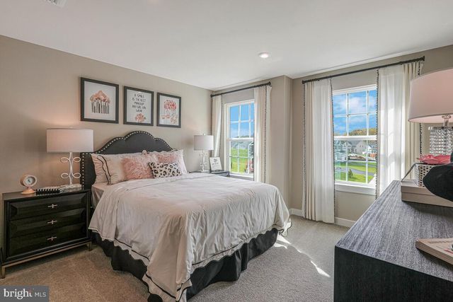 11900 SUN VALLEY DR, Fort Washington, MD 20744