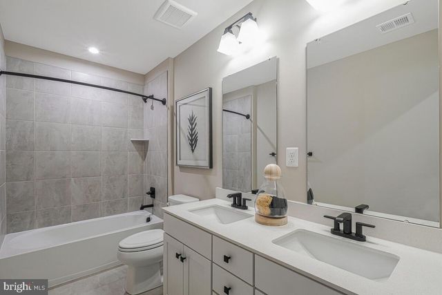 11900 SUN VALLEY DR, Fort Washington, MD 20744