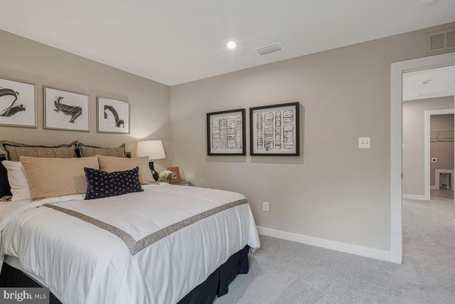 11900 SUN VALLEY DR, Fort Washington, MD 20744