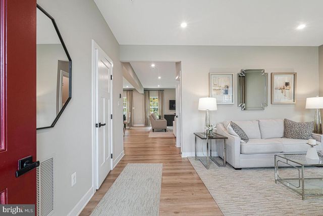 11900 SUN VALLEY DR, Fort Washington, MD 20744