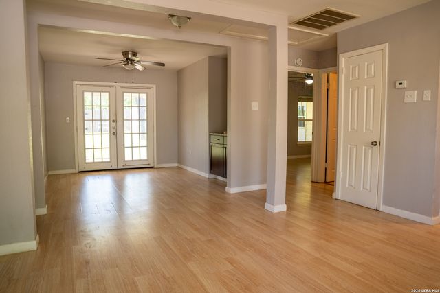 2910 Shadow Bend, San Antonio, TX 78230