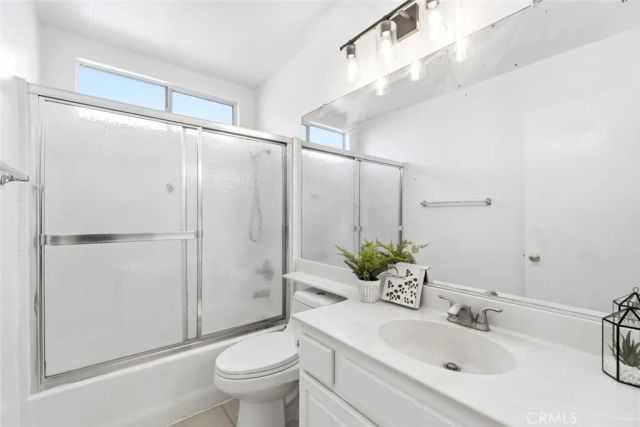 16606 Windcrest, Fontana, CA 92337
