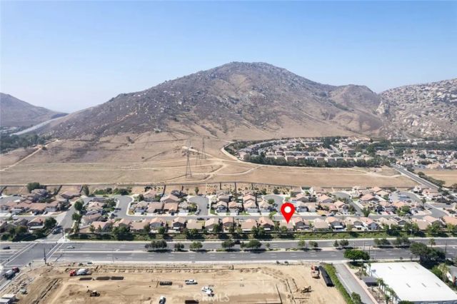 16606 Windcrest, Fontana, CA 92337