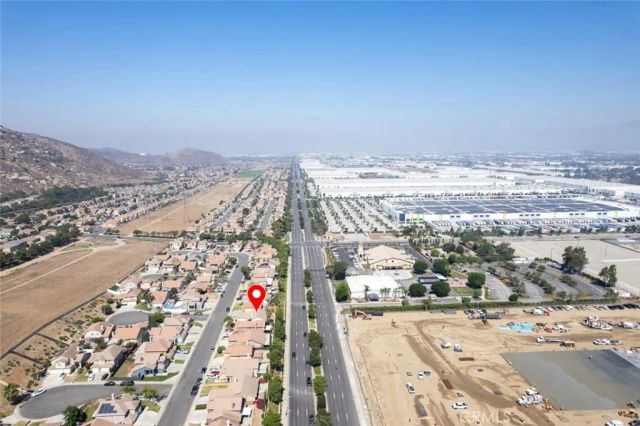 16606 Windcrest, Fontana, CA 92337