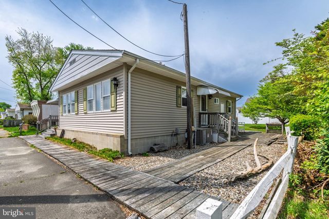 18006 HOWARD DR, Rehoboth Beach, DE 19971