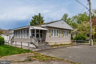 18006 HOWARD DR, Rehoboth Beach, DE 19971