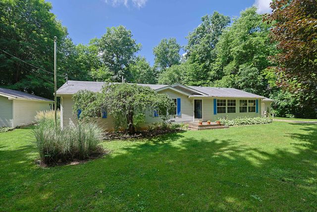 2940 Beebe Road, Howard Twp, MI 49120