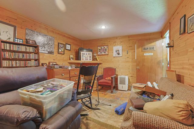 2940 Beebe Road, Howard Twp, MI 49120