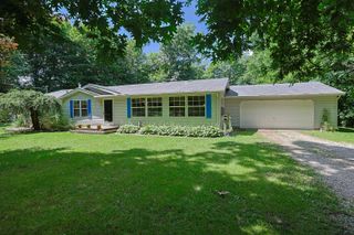 2940 Beebe Road, Howard Twp, MI 49120